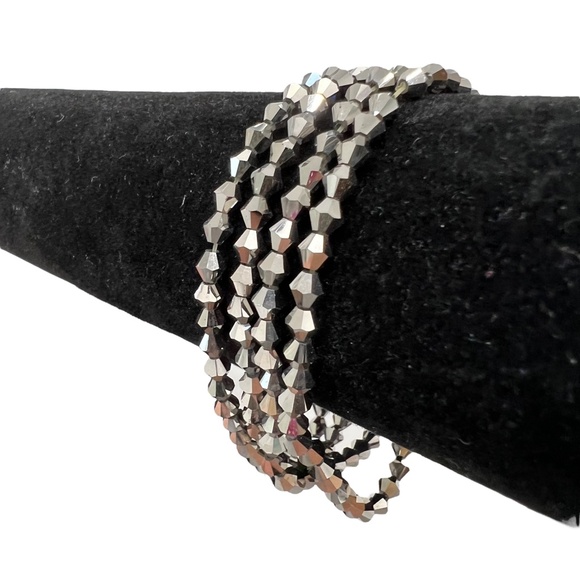VINTAGE SILVER MIRRORED FACETED AURORA BOREALIS STRETCH BRACELET - SET OF 4 - Picture 1 of 12